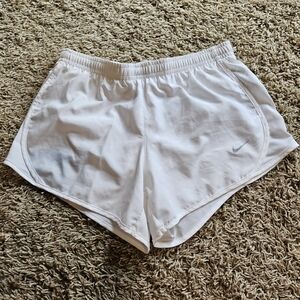 Nike Youth Medium Girls White Athletic Performance Shorts